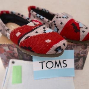 TOMS Seasonal Classics Tribal Flats